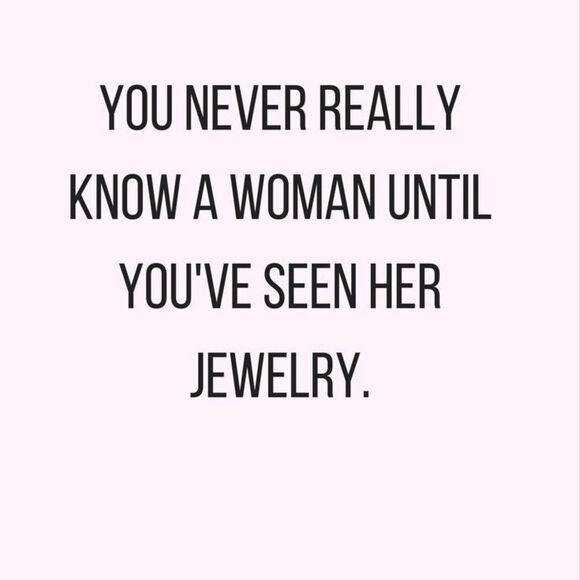 10/$25🦋 Charming Charlie Colorful Beaded Bracelet - Picture 7 of 7